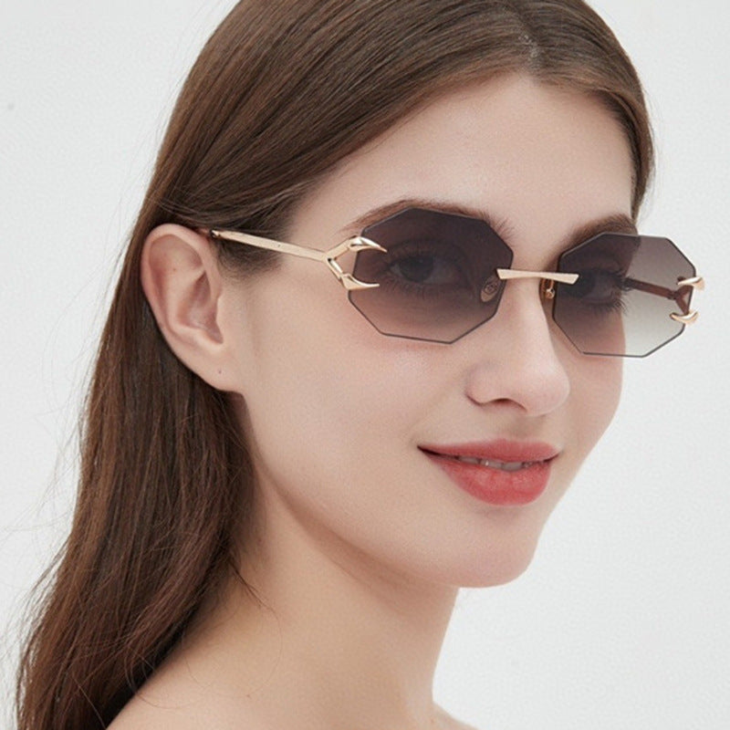 Claw Octagonal Frameless Sunglasses