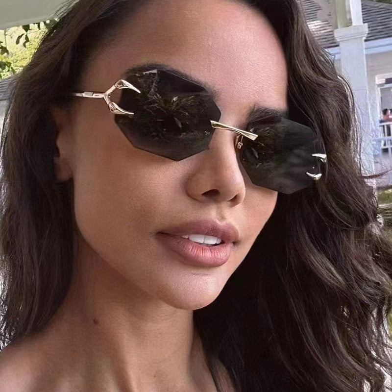 Claw Octagonal Frameless Sunglasses